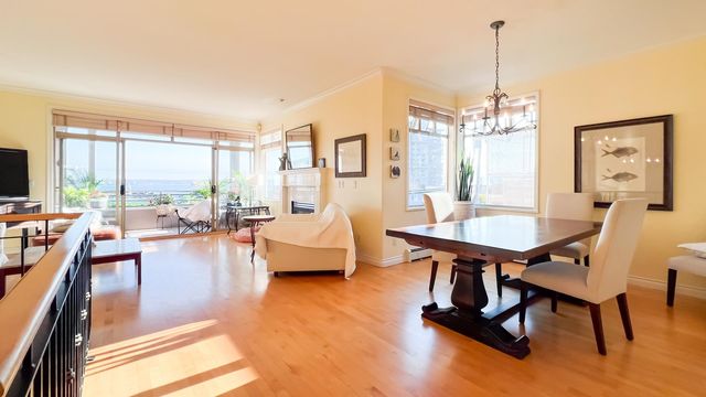 2352-marine-drive-dundarave-west-vancouver-13 at 2352 Marine Drive, Dundarave, West Vancouver