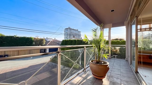 2352-marine-drive-dundarave-west-vancouver-32 at 2352 Marine Drive, Dundarave, West Vancouver