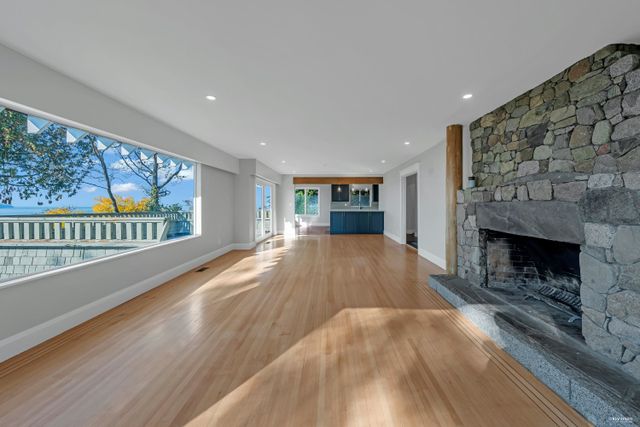 2602-ottawa-avenue-dundarave-west-vancouver-06 at 2602 Ottawa Avenue, Dundarave, West Vancouver