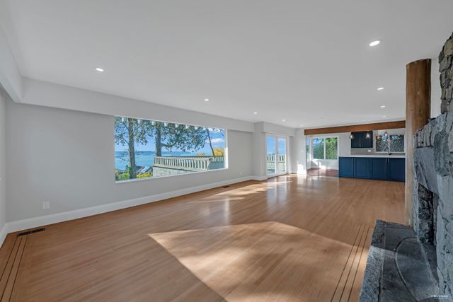 2602-ottawa-avenue-dundarave-west-vancouver-07 at 2602 Ottawa Avenue, Dundarave, West Vancouver