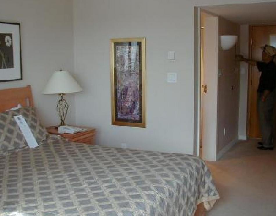 1111 - 837 Hasting Street, Vancouver West photo number 2