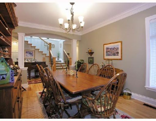 55158 at 948 Kings Avenue, West Vancouver