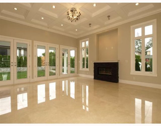 55640 at 1425 Sutherland Avenue, North Vancouver