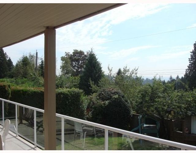 54870 at 1420 Queens Avenue, West Vancouver