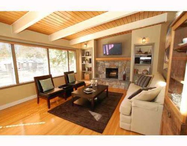 55239 at 542 Greenway Avenue, North Vancouver