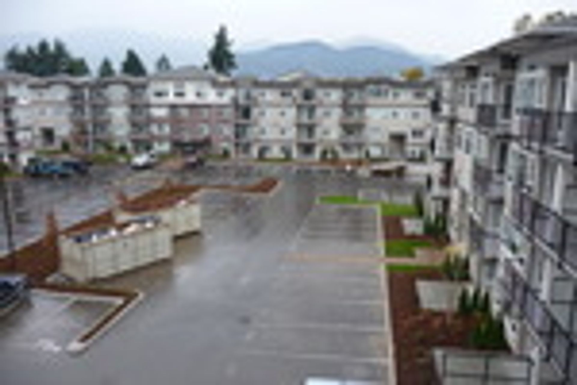 104 - 46289 Yale Road, Chilliwack photo number 1