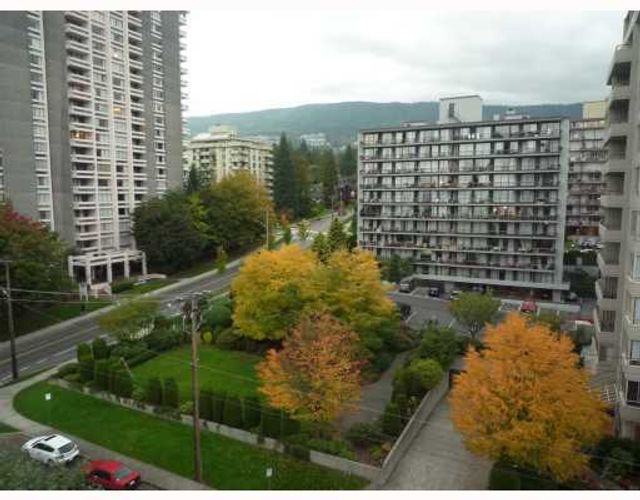 55306 at 703 - 1480 Duchess Avenue, West Vancouver