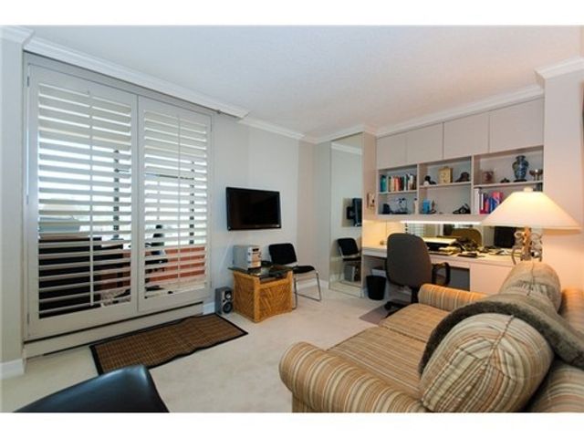 54838 at 802 - 1480 Duchess Avenue, West Vancouver