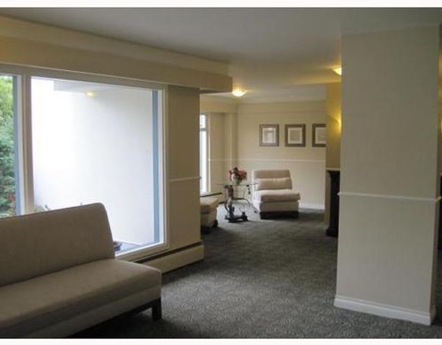 55106 at 401 - 2246 Bellevue Avenue, West Vancouver