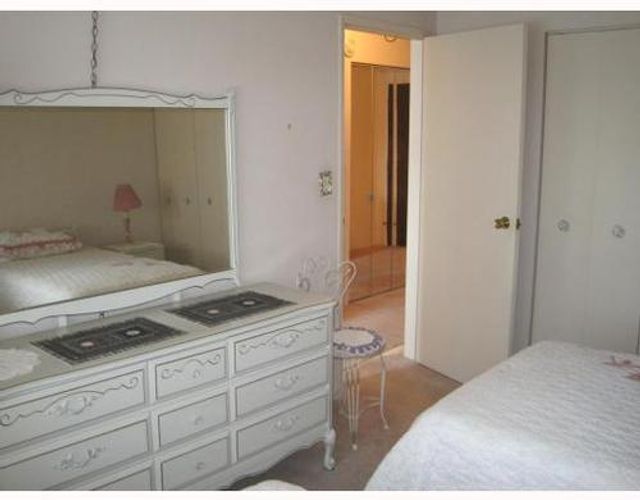 55110 at 401 - 2246 Bellevue Avenue, West Vancouver