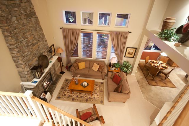 2727 at 40 Fernway Drive, Port Moody