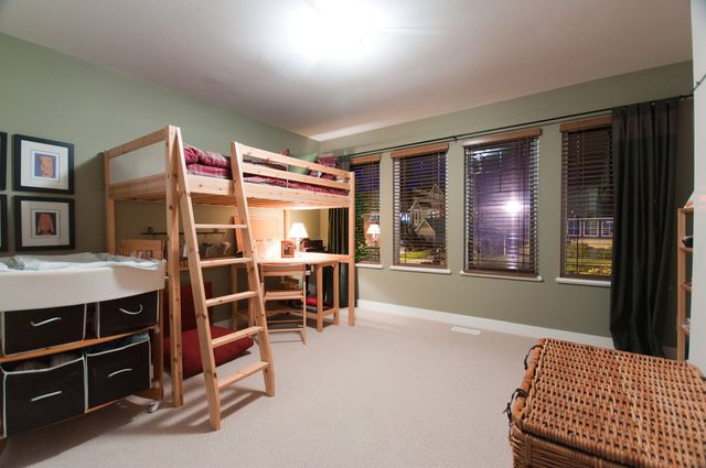 2730 at 40 Fernway Drive, Port Moody