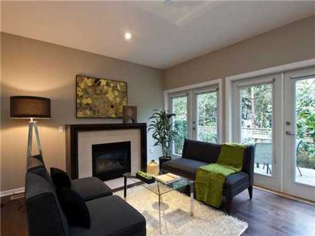 55831 at 6 - 3750 Edgemont Boulevard, North Vancouver