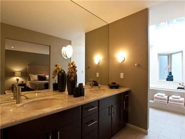 55835 at 6 - 3750 Edgemont Boulevard, North Vancouver