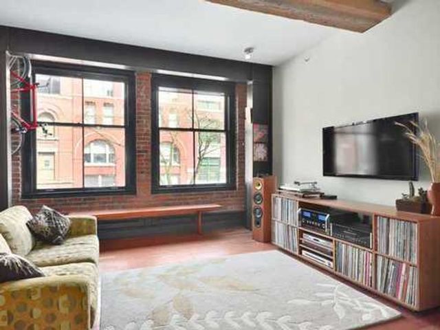 55322 at 205 - 310 Water Street, Vancouver West