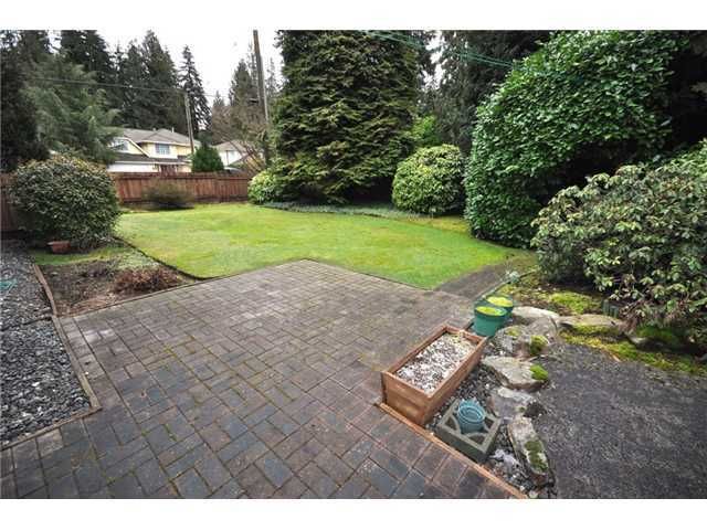 3453 at 1205 Burnage Road, North Vancouver