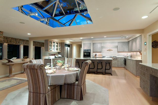 3509 at 4060 Almondel Road, West Vancouver