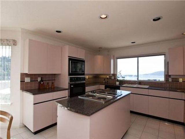 55281 at 5502 Westhaven Road, West Vancouver