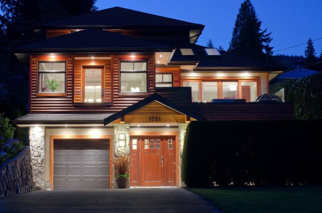 4300 at 1721 Ottawa Avenue, West Vancouver