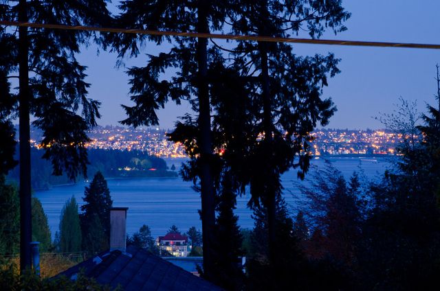 4311 at 1721 Ottawa Avenue, West Vancouver