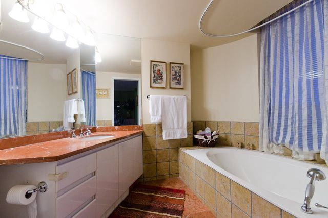 4027 at 1901 - 120 2nd Street W