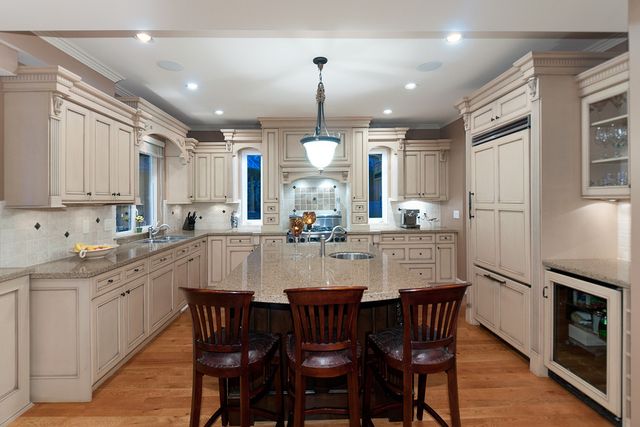 4251 at 2357 Orchard Lane