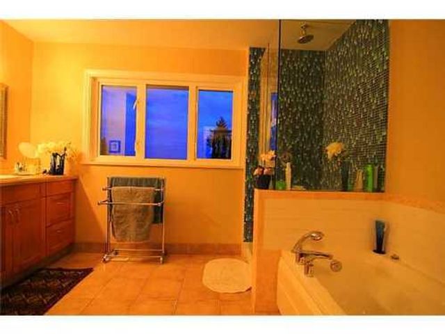 55255 at 930 Esquimalt Avenue, West Vancouver