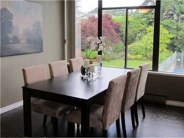 55311 at 205 - 1480 Duchess Avenue, West Vancouver