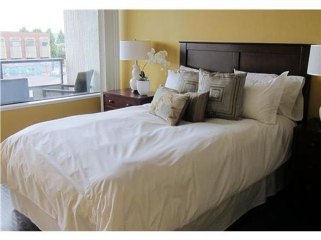 55314 at 205 - 1480 Duchess Avenue, West Vancouver