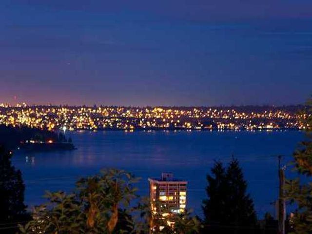 55231 at 1454 Ottawa Avenue, West Vancouver