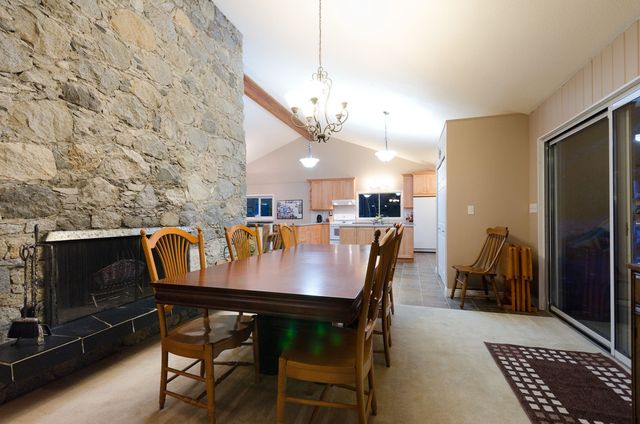 7330 at 2054 Russet Way, West Vancouver