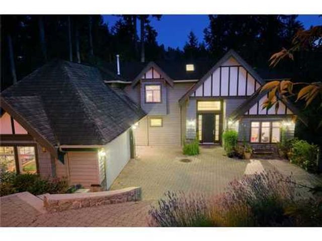 7676 at 5745 Westport Court, West Vancouver