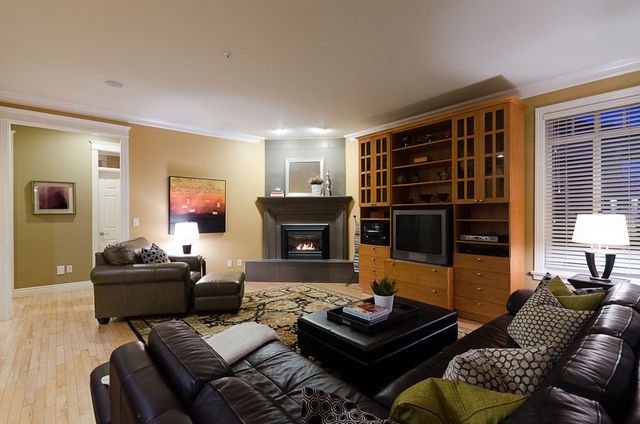 8674 at 2278 Orchard Lane, West Vancouver