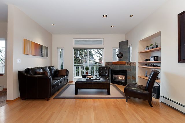 8968 at 232 - 10th Street East, North Vancouver