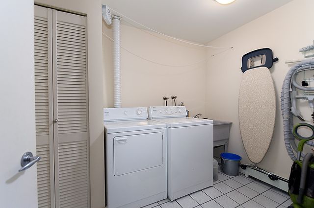 9080 at 232 - 10th Street East, North Vancouver