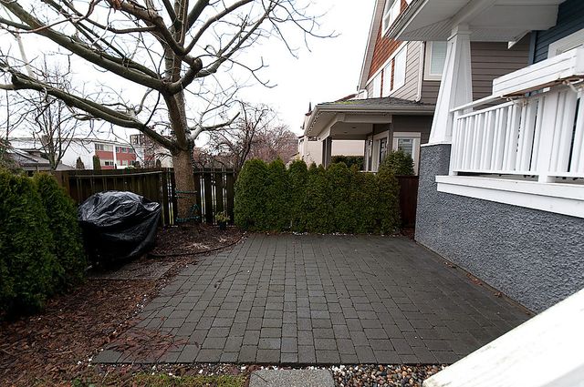 9088 at 232 - 10th Street East, North Vancouver