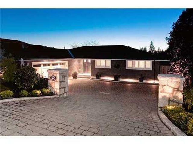 9535-1 at 4293 Canterburry Crescent, North Vancouver