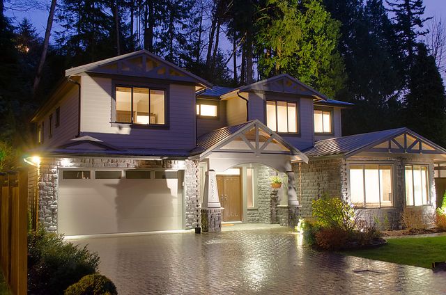 10328 at 3786 Emerald Drive, North Vancouver