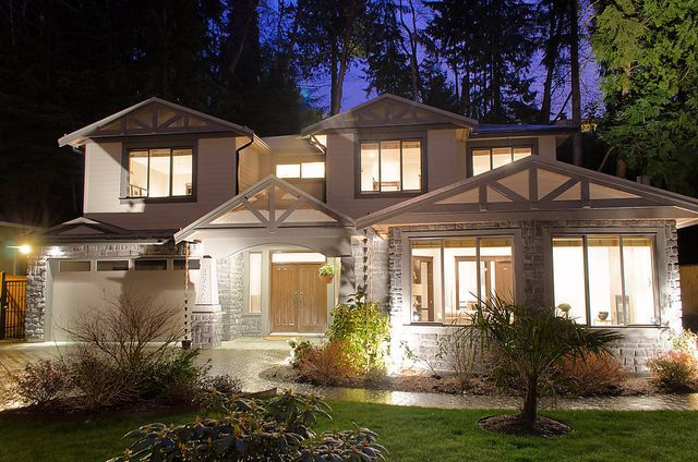 10332 at 3786 Emerald Drive, North Vancouver