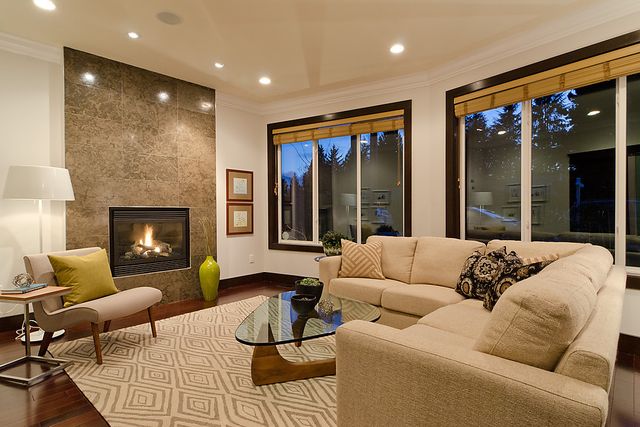 10340 at 3786 Emerald Drive, North Vancouver