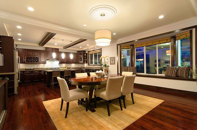 10352 at 3786 Emerald Drive, North Vancouver