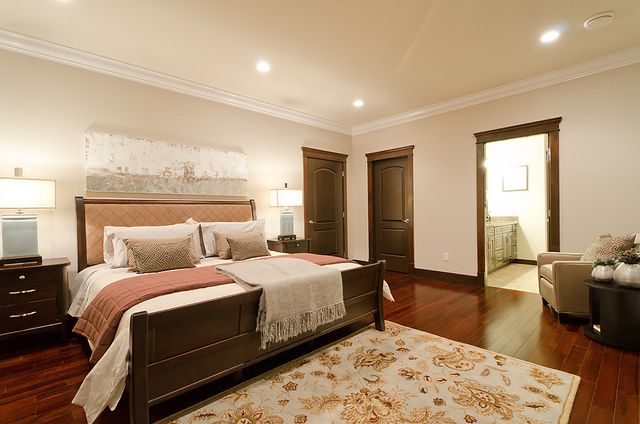 10384 at 3786 Emerald Drive, North Vancouver