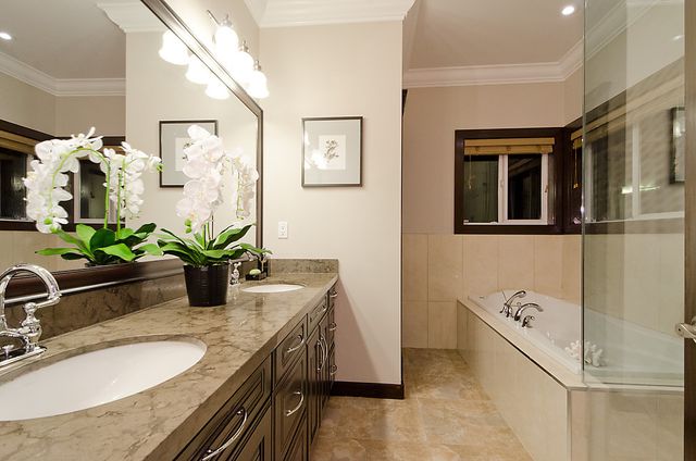 10388 at 3786 Emerald Drive, North Vancouver