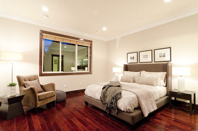 10392 at 3786 Emerald Drive, North Vancouver