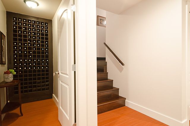 10420 at 3786 Emerald Drive, North Vancouver