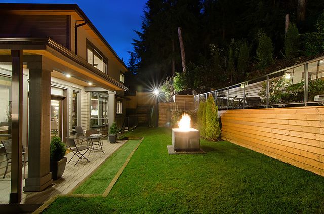 10424 at 3786 Emerald Drive, North Vancouver
