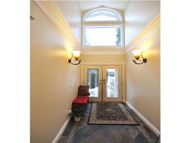 10622 at 866 Sinclair Street, West Vancouver