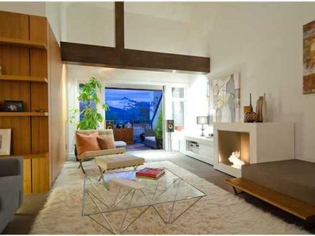 11768 at 19 - 1609 Balsam Street, Vancouver West