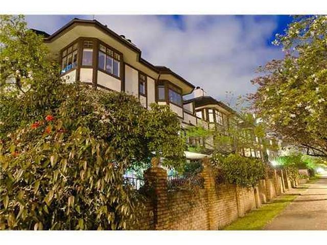 11826 at 19 - 1609 Balsam Street, Vancouver West