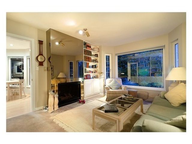 11886 at 2829 Bellevue Avenue, West Vancouver